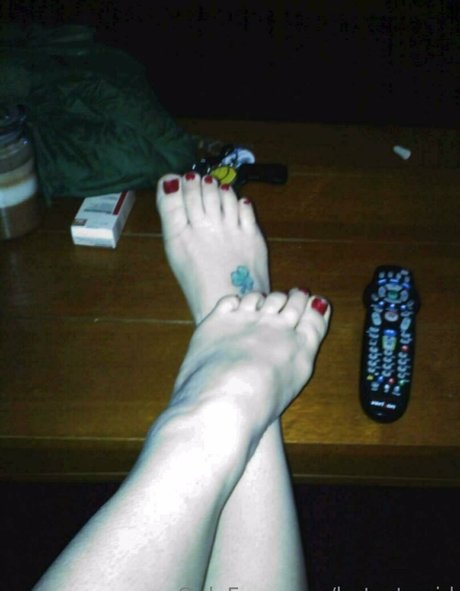 betsytorrid star exclusive photo