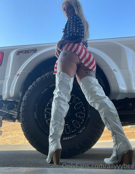 allyyybee hd pornstar images