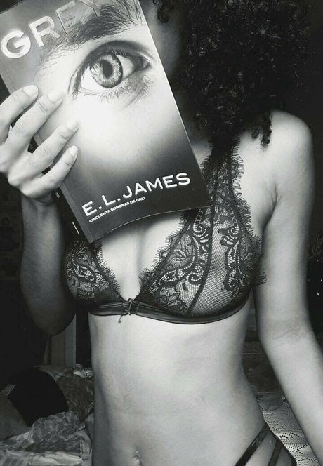 zadaayamor sexy star image