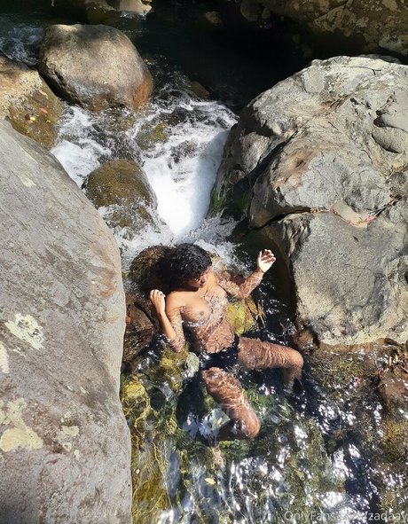 zadaayamor hot pornstar image