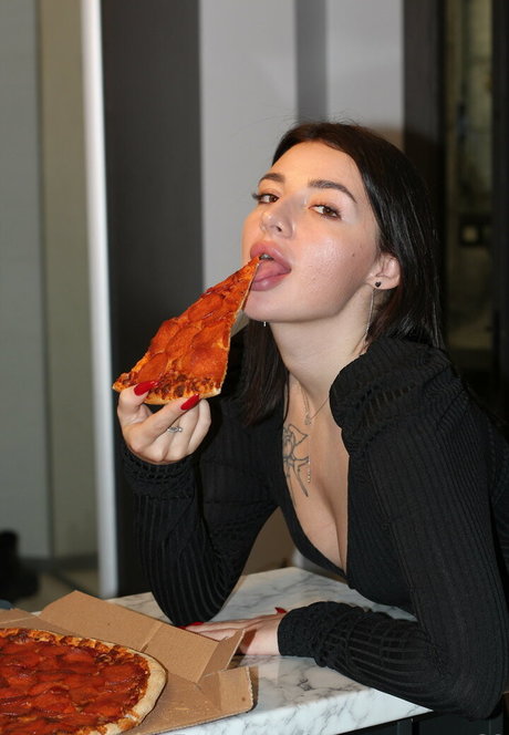 yummy kris69 model perfect gallery