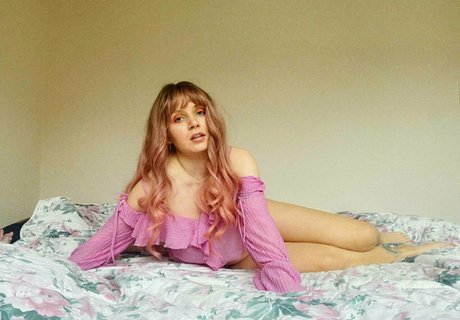 your paradisse erotic star images