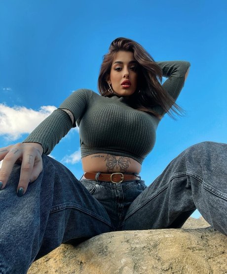 May Bakshi Profile pic