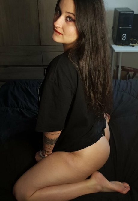 malovescott porn actress pictures