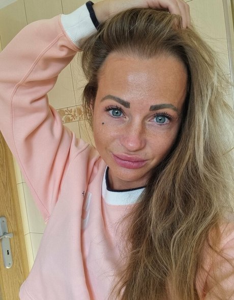 yourmonicaa high quality actress img