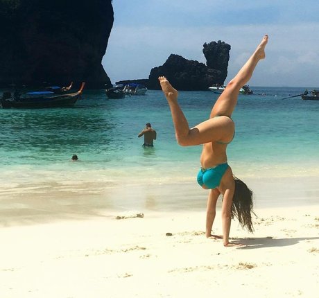 Liztess nude actress pics