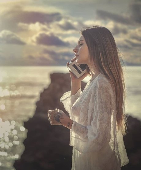 Tal Ronen adult star pics