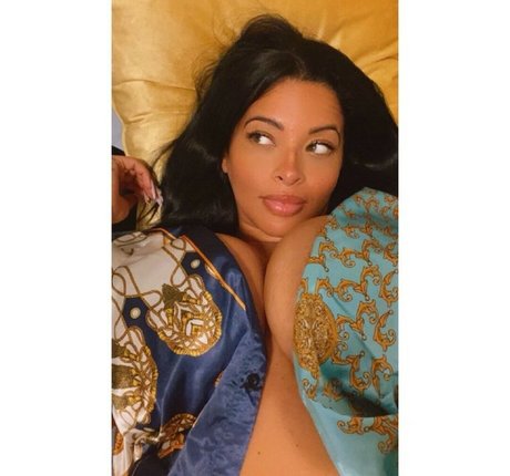 Tattooedmimi nice pornstar photo