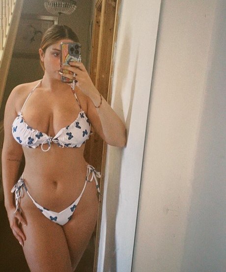 Lucia Ferrara pornstar sex gallery