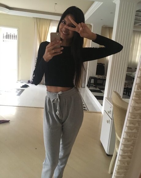 Sweetclassybae art star pictures