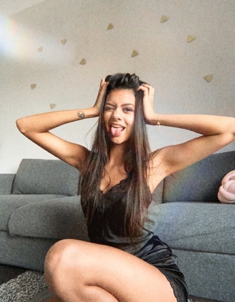 teen feet onlyfans top pictures