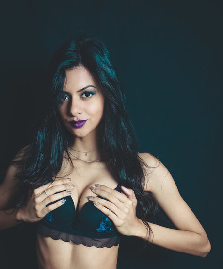 18 year old onlyfans erotic pictures