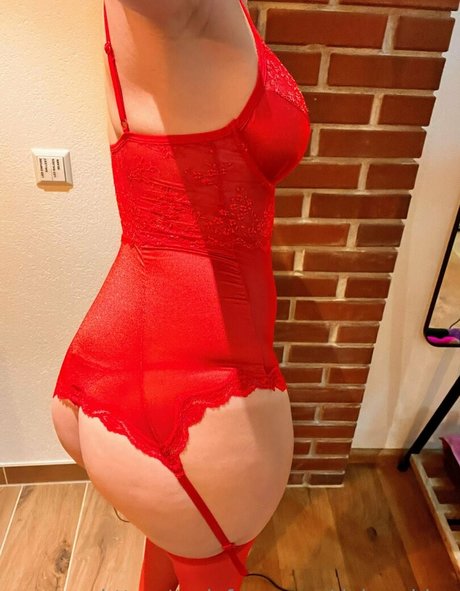 miavilla 20 art actress image