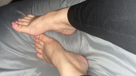 The WETTEST hot model images