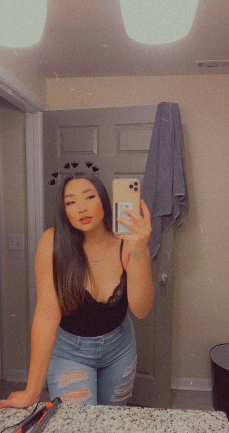 anna baby model pretty images