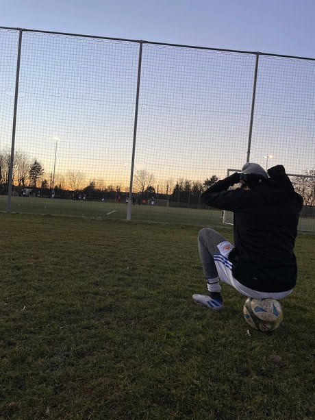 Daily Things high quality model picture