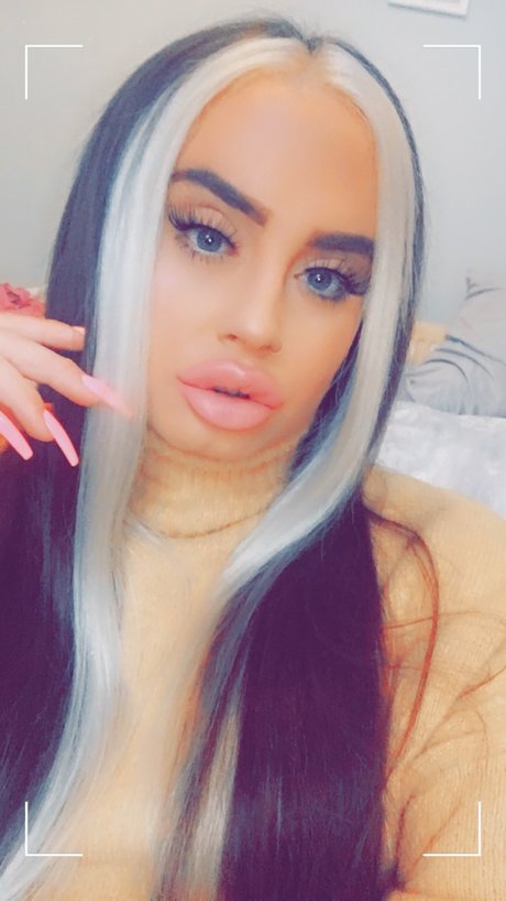 Demii cook model art img