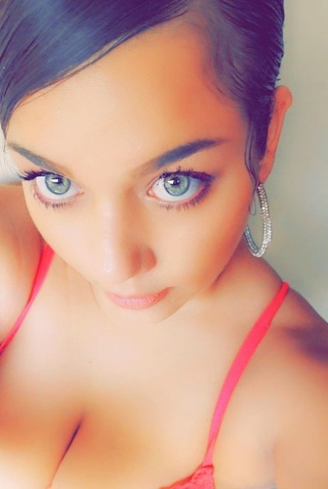 Pretty N Lace star beautiful picture