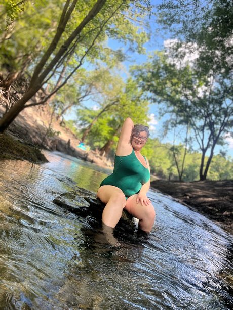 Prettykee nudes model photo