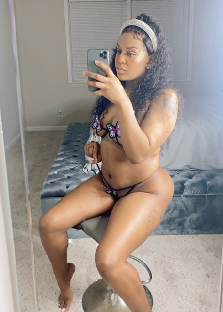 Shiesty Mami_ model sex photos