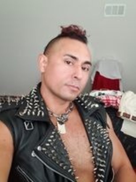 Kriss Kariss nudes model pictures