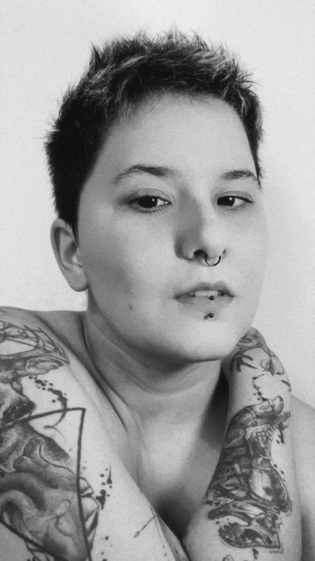 Isabela Cat o model adult photos