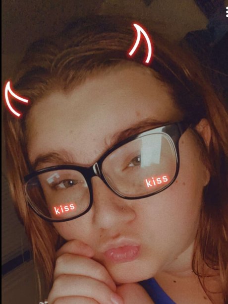 Hayli beautiful star photos