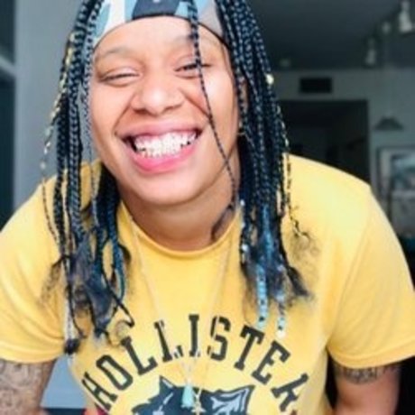 FUCKER_ art model pic