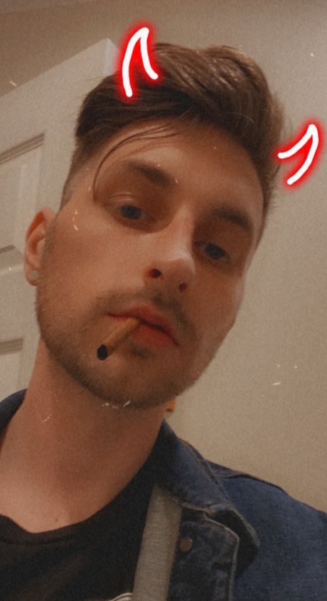 DeadButtDelicious pornstar exclusive images