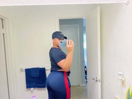 DecaturPeach art model pics