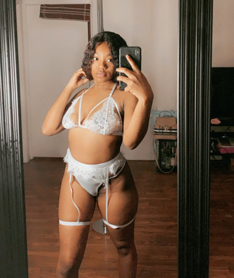 Itty Bitty_ pornstar perfect archive