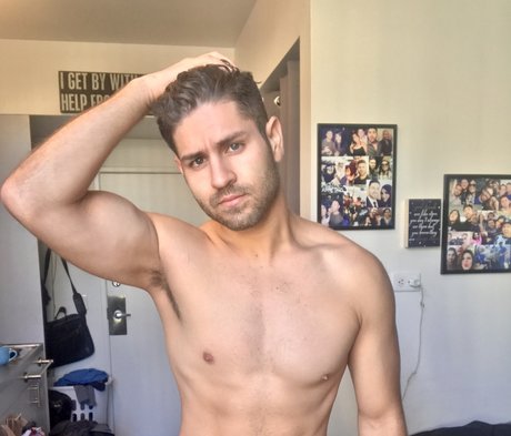 Giovanni Aguayo star beautiful images