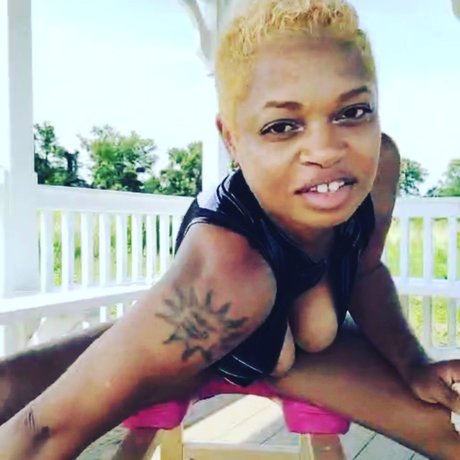 QNICORN DIENASTY pornstar nudes photo