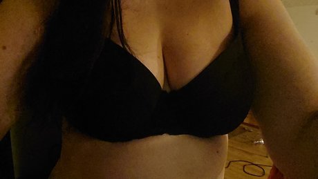 Dame1to3 pornographic model archive