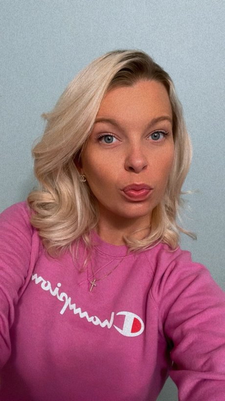 Sarah singleton pornstar naked image