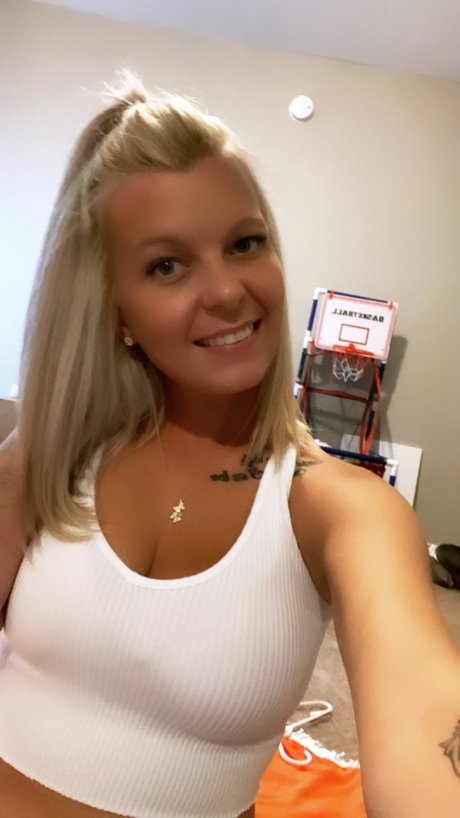 Sarah singleton sex pornstar gallery