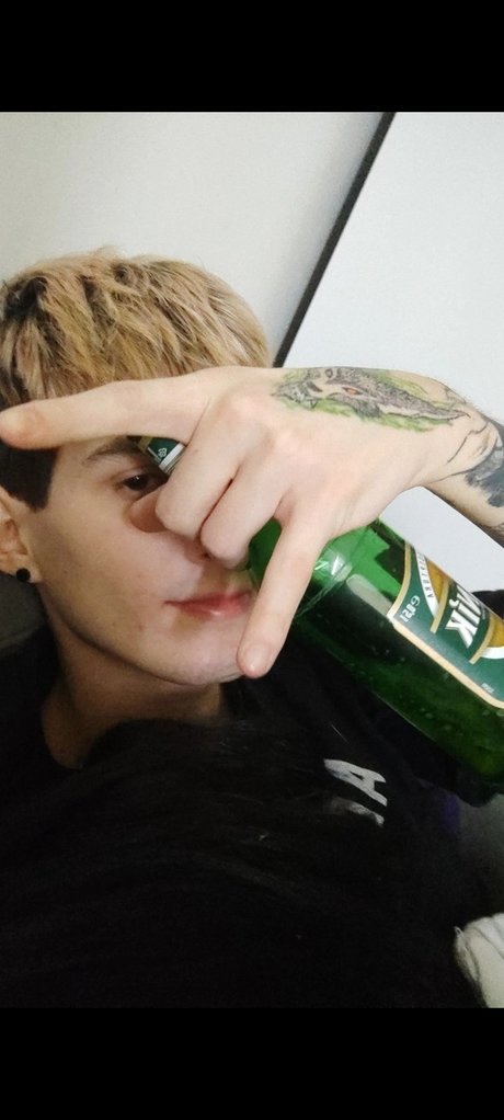 Dejvdee model free images