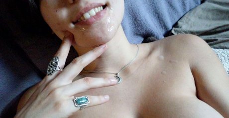 Queen Z sex pornstar img