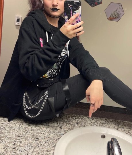 Queen Yvette pornstar perfect photo