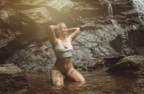 Faith Long nudes actress photos