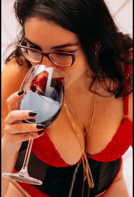 Queen Lanna pornstar hot pic