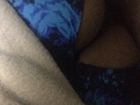 Finequeen star exclusive picture