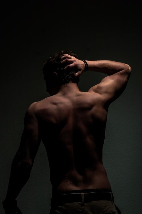 DBG star naked images