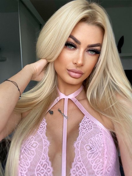 Dominetska star nudes img