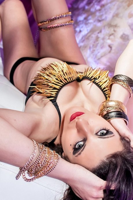 Danna Rosse nudes star archive