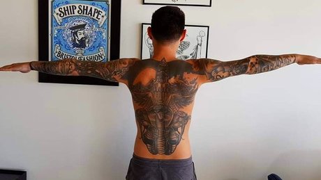 Dominic Williams model perfect pictures