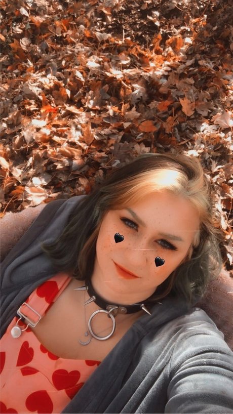 Jade Ryot model nude photo