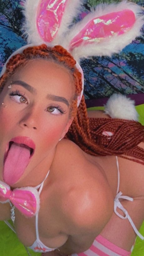 READY FOR THE THRILL_ nude star pic