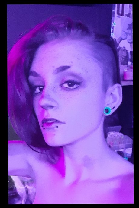 Rainy Kitten sex pornstar image