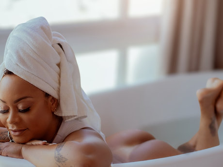 Raika Layfer star pics